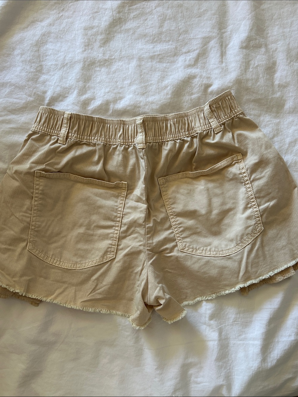 Anthropologie Linen Blend Pleated Pocket Button Shorts - Picture 8 of 9